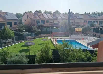 Se alquila habitación en piso compartido de 4 habitaciones en Leganés, solo estudiantes en Madrid