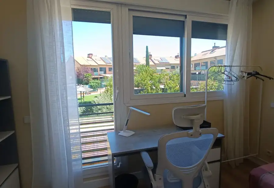 Se alquila habitación en piso compartido de 4 habitaciones en Leganés, solo estudiantes en Madrid