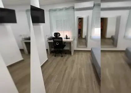 Se alquila habitación en piso compartido de 4 habitaciones en Murcia, todos los gastos incluidos. en Murcia