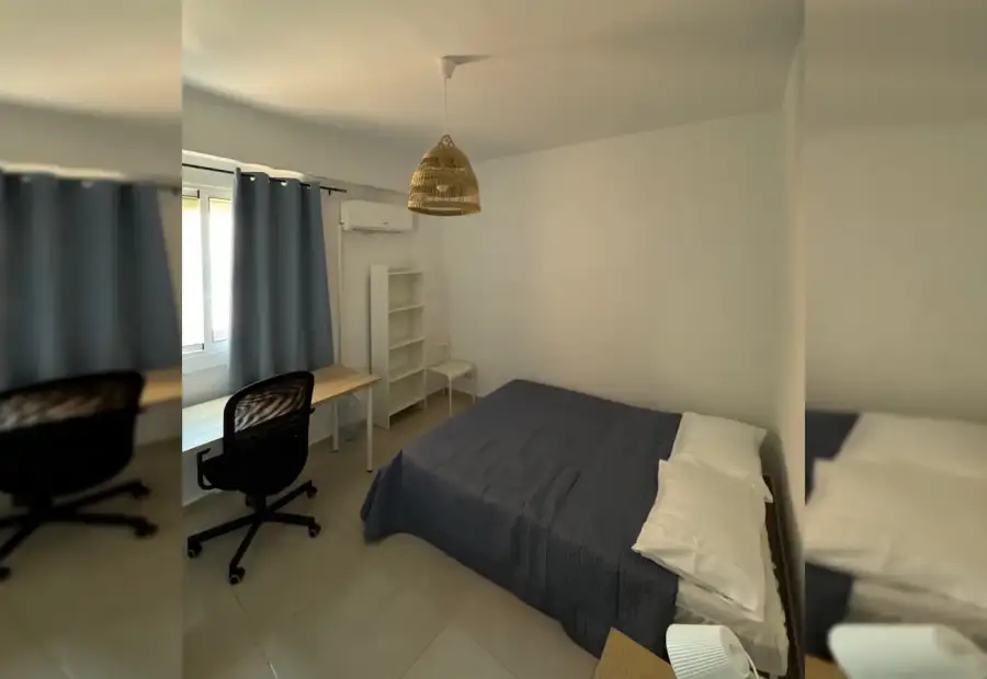 Se alquila habitación en piso compartido de 4 habitaciones en Santa Rita, todos los gastos incluidos. en Almería