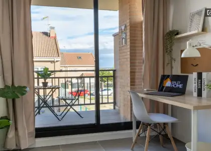 Se alquila habitación en piso compartido de 4 habitaciones en Yuncos, todos los gastos incluidos. en Toledo