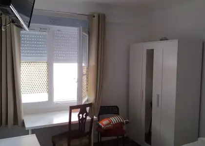 Se alquila habitación en piso compartido de 4 habitaciones en Zaragoza, solo estudiantes en Zaragoza