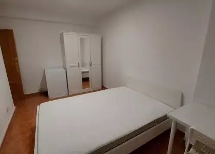 Se alquila habitación en piso compartido de 4 habitaciones en Zaragoza, solo estudiantes en Zaragoza
