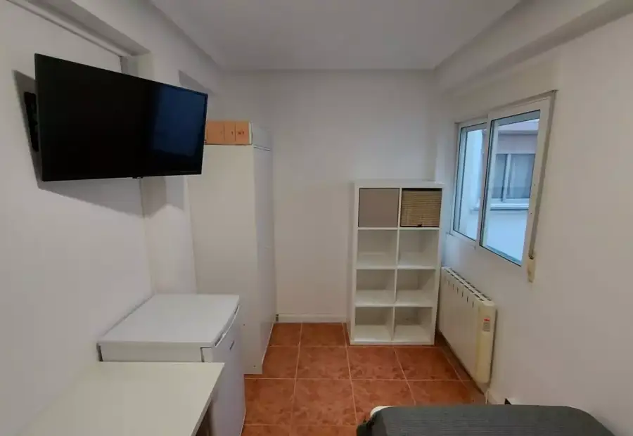 Se alquila habitación en piso compartido de 4 habitaciones en Zaragoza, solo estudiantes en Zaragoza
