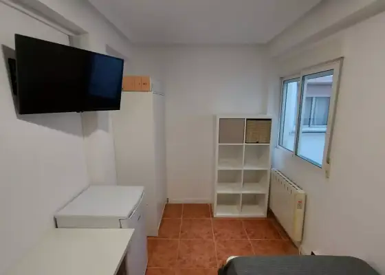 Se alquila habitación en piso compartido de 4 habitaciones en Zaragoza, solo estudiantes
