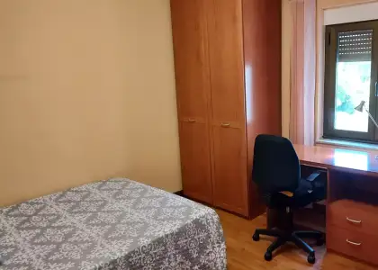 Se alquila habitación en piso compartido de 5 habitaciones en Salamanca en Salamanca
