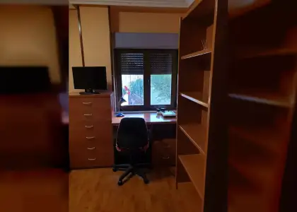 Se alquila habitación en piso compartido de 5 habitaciones en Salamanca en Salamanca