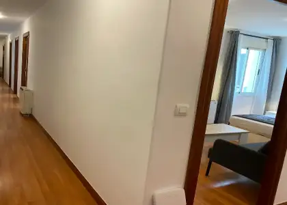 Se alquila habitación en piso compartido de 5 habitaciones en Salamanca. en Salamanca