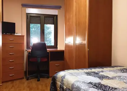 Se alquila habitación en piso compartido de 5 habitaciones en Salamanca en Salamanca