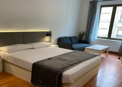 Se alquila habitación en piso compartido de 5 habitaciones en Salamanca. en Salamanca