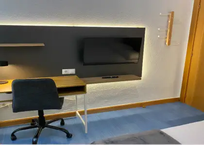 Se alquila habitación en piso compartido de 5 habitaciones en Salamanca en Salamanca