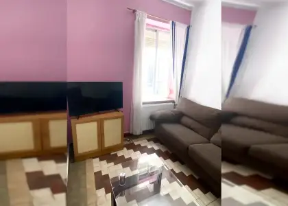 Se alquila habitación en piso compartido de 5 habitaciones en Salamanca, todos los gastos incluidos. en Salamanca