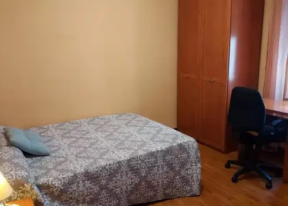 Se alquila habitación en piso compartido de 5 habitaciones en Salamanca en Salamanca