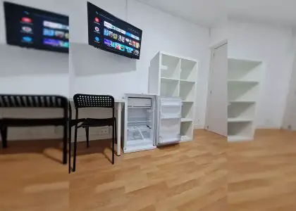 Se alquila habitación en piso compartido de 5 habitaciones en Zaragoza, solo estudiantes en Zaragoza