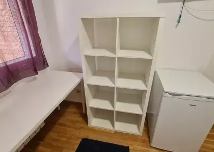 Se alquila habitación en piso compartido de 5 habitaciones en Zaragoza, solo estudiantes en Zaragoza