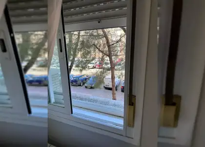 Se alquila habitación en piso compartido de 5 habitaciones en Zaragoza, solo estudiantes en Zaragoza