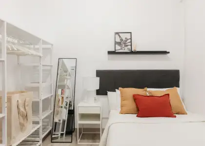 Se alquila habitación en piso compartido de 6 habitaciones en La Gran Vía en Valencia