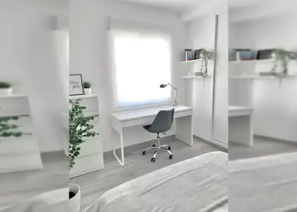 Se alquila habitación en piso compartido de 6 habitaciones en Murcia, no se admiten parejas. en Murcia