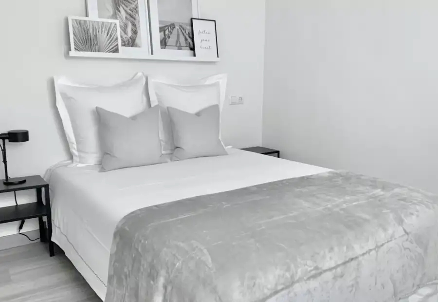 Se alquila habitación en piso compartido de 6 habitaciones en Murcia, no se admiten parejas. en Murcia