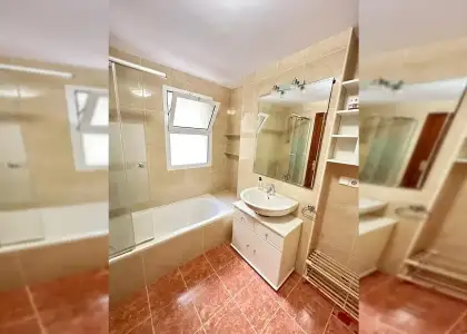 Se alquila habitación en piso compartido en Almería en Almería
