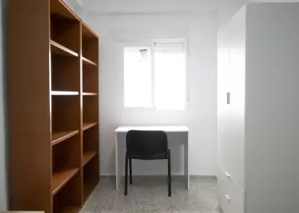 Se alquila habitación en piso compartido en Córdoba en Córdoba