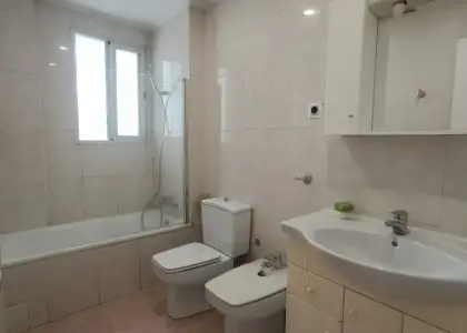 Se alquila habitación en piso compartido en Pamplona en Pamplona