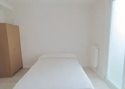 Se alquila habitación en piso compartido en Pamplona en Pamplona