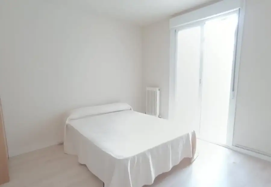 Se alquila habitación en piso compartido en Pamplona en Pamplona