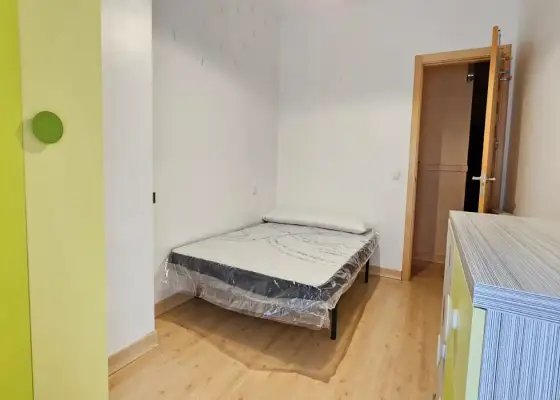Se alquila habitación en piso compartido en Toledo