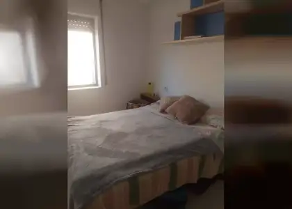 Se alquila habitación en piso de 2 dormitorios en Vistabella, Murcia en Murcia