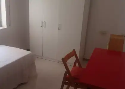 Se alquila habitación en piso de 2 dormitorios en Vistabella, Murcia en Murcia