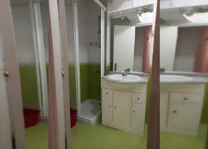 Se alquila habitación en piso de 2 habitaciones en Santander en Santander