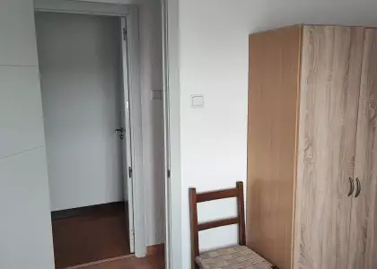 Se alquila habitación en piso de 3 habitaciones en San Roque, Santander en Santander