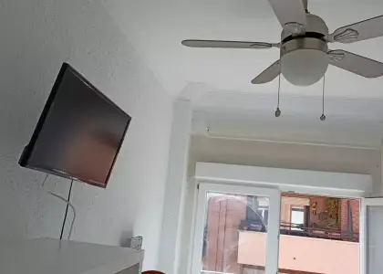 Se alquila habitación en piso de 4 habitaciones en Zaragoza en Zaragoza