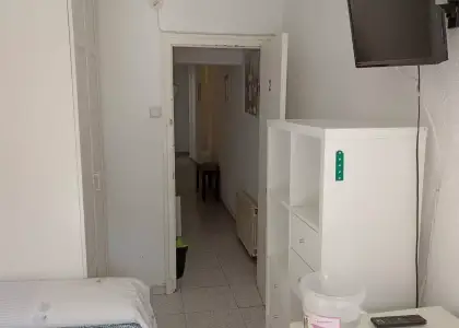 Se alquila habitación en piso de 4 habitaciones en Zaragoza en Zaragoza