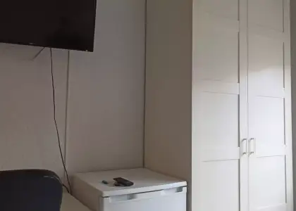 Se alquila habitación en piso de 4 habitaciones en Zaragoza en Zaragoza