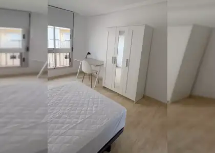 Se alquila habitación en piso de 5 habitaciones en Almería en Almería
