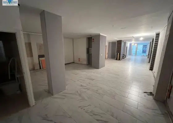 Se alquila local comercial - centrico en Albacete