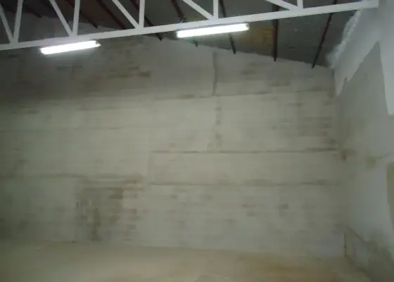Se alquila local comercial en el centro en Manzanares