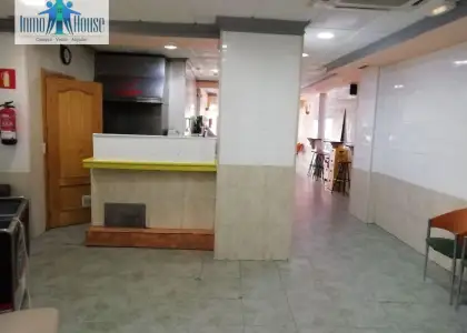 Se alquila local con opción a compra céntrico en Albacete
