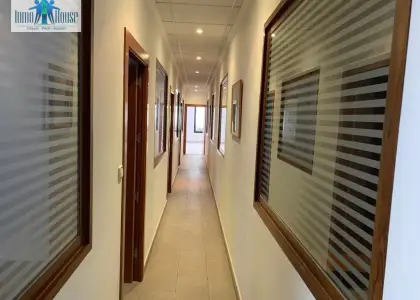 Se alquila o vende local en Albacete - industria en Albacete