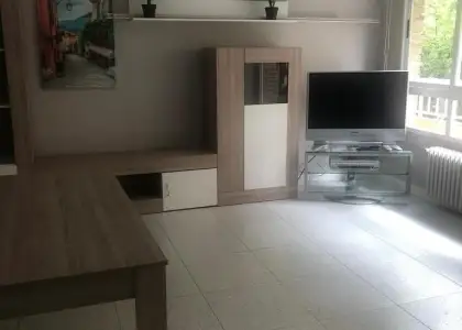se alquilan habitación para estudiantes con calefacción agua y wifi incluido en el precio en Albacete