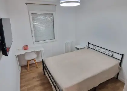 Se alquilan habitaciones piso zona hospital - estudiantes en Albacete