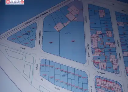 SE VENDE 4.889 m/2 ZONA AVD. PABLO IGLESIAS, EN alcázar de san juan en Alcázar de San Juan