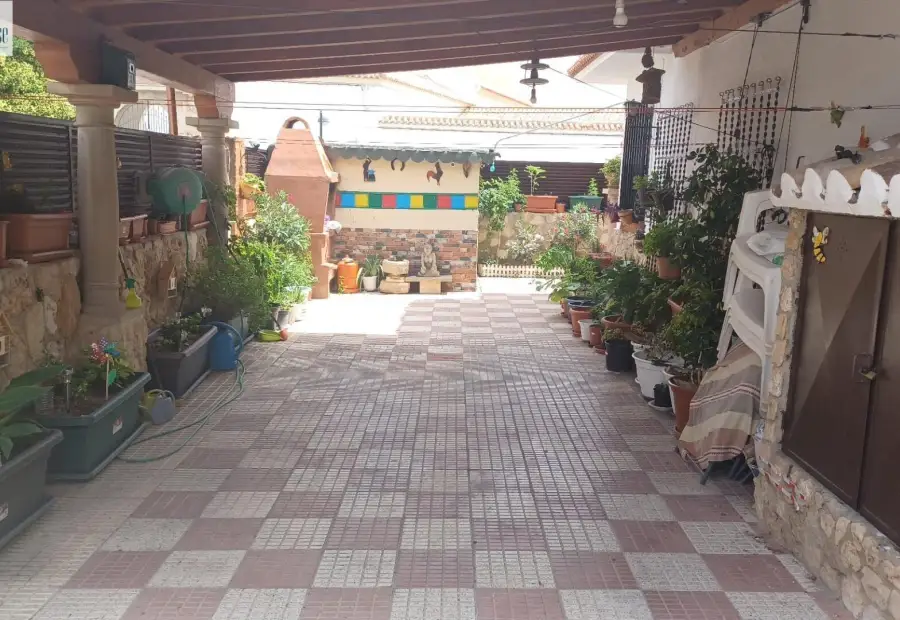 Se vende adosado circunvalacion ( fatima ) en Albacete