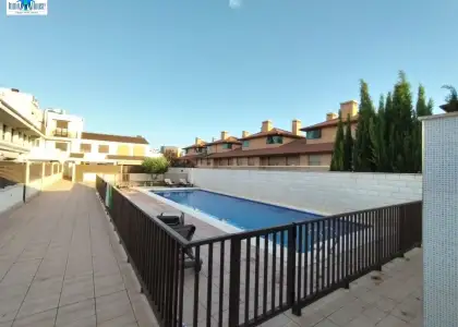 Se vende adosado - facultad de medicina en Albacete