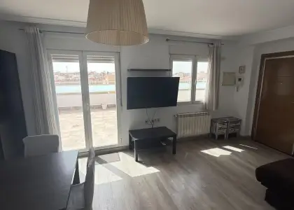 Se vende atico . Semiuevo / circunvalacion en Albacete