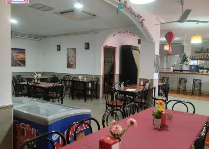 Se vende cafeteria y vivienda en el centro de Pedro Muñoz(ciudad real) negocio con actividad en Pedro Muñoz