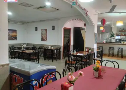 Se vende cafeteria y vivienda en el centro de Pedro Muñoz(ciudad real) negocio con actividad en Pedro Muñoz