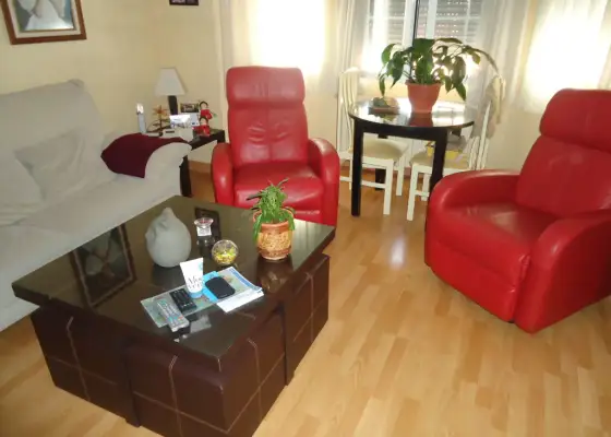 Se vende casa adosada centrica de cuatro dormitorios en Manzanares